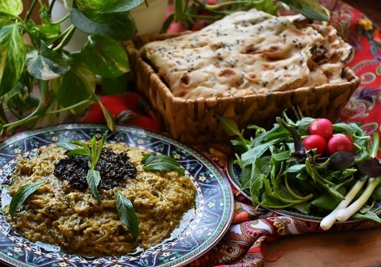 لیست غذاهای مناسب برای افطار و سحر ماه رمضان