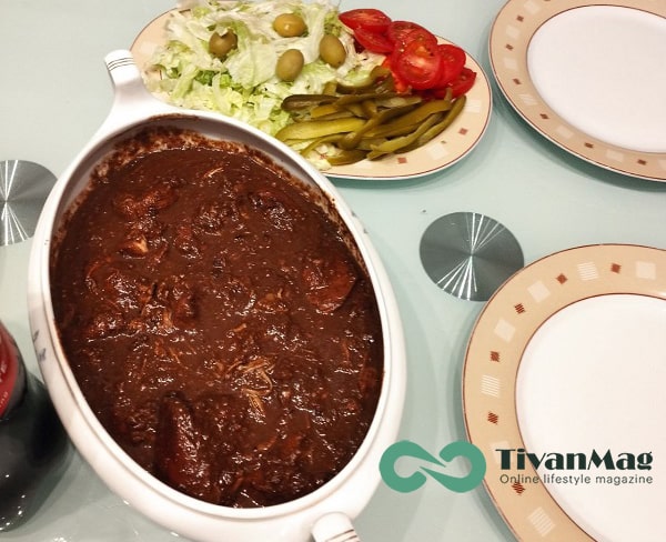 طرز تهیه خورش فسنجان اصیل ایرانی
